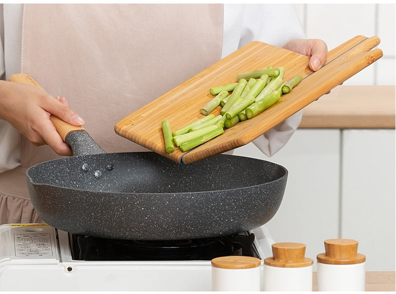 Foldable bamboo creative cutting board
