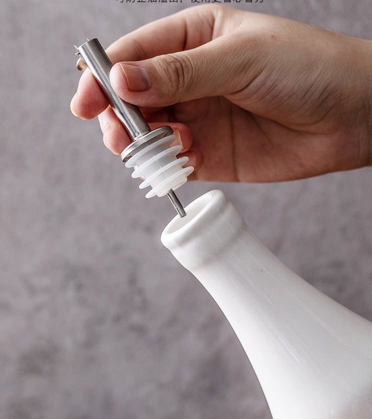 Household Ceramic Leakproof Kitchen Oil Pot